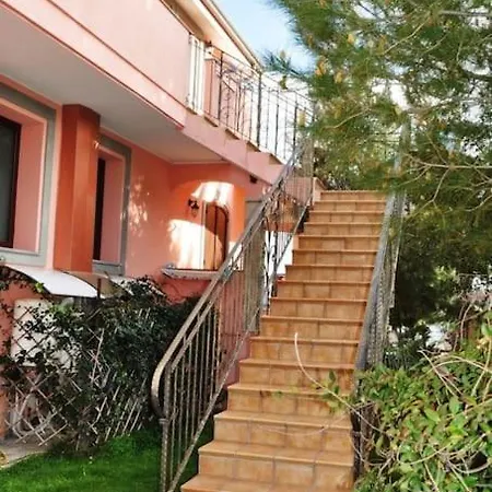 Del Porto La Terrazza Apartment *